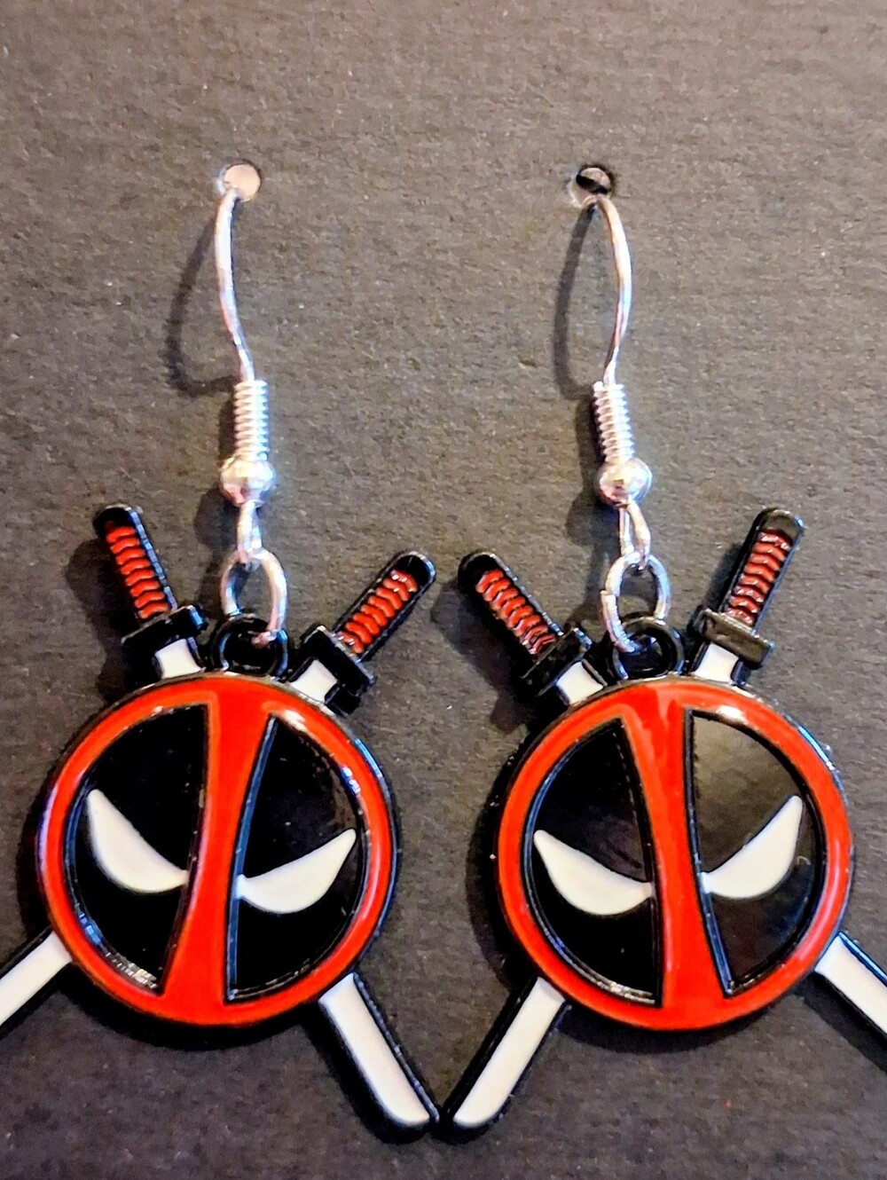 🔴 DEADPOOL EARRINGS | $10 OR 3 FOR $25